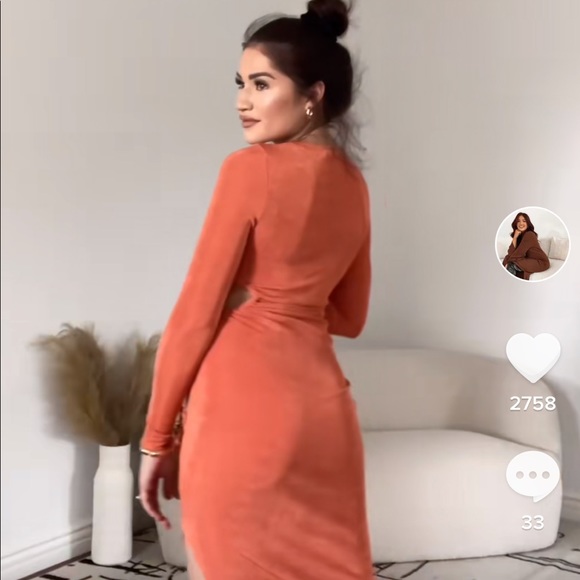 Miss Lola Birthday Season Dress - Picture 3 of 5